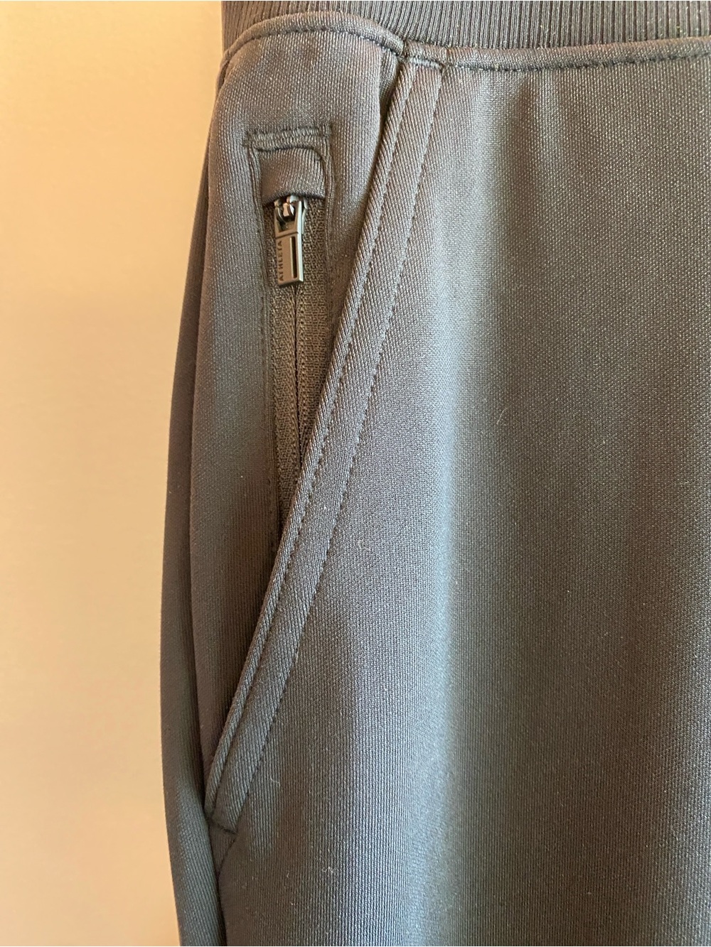 Athleta Venice Wide Leg Split Hem Pant
Size Small - Picture 4 of 5